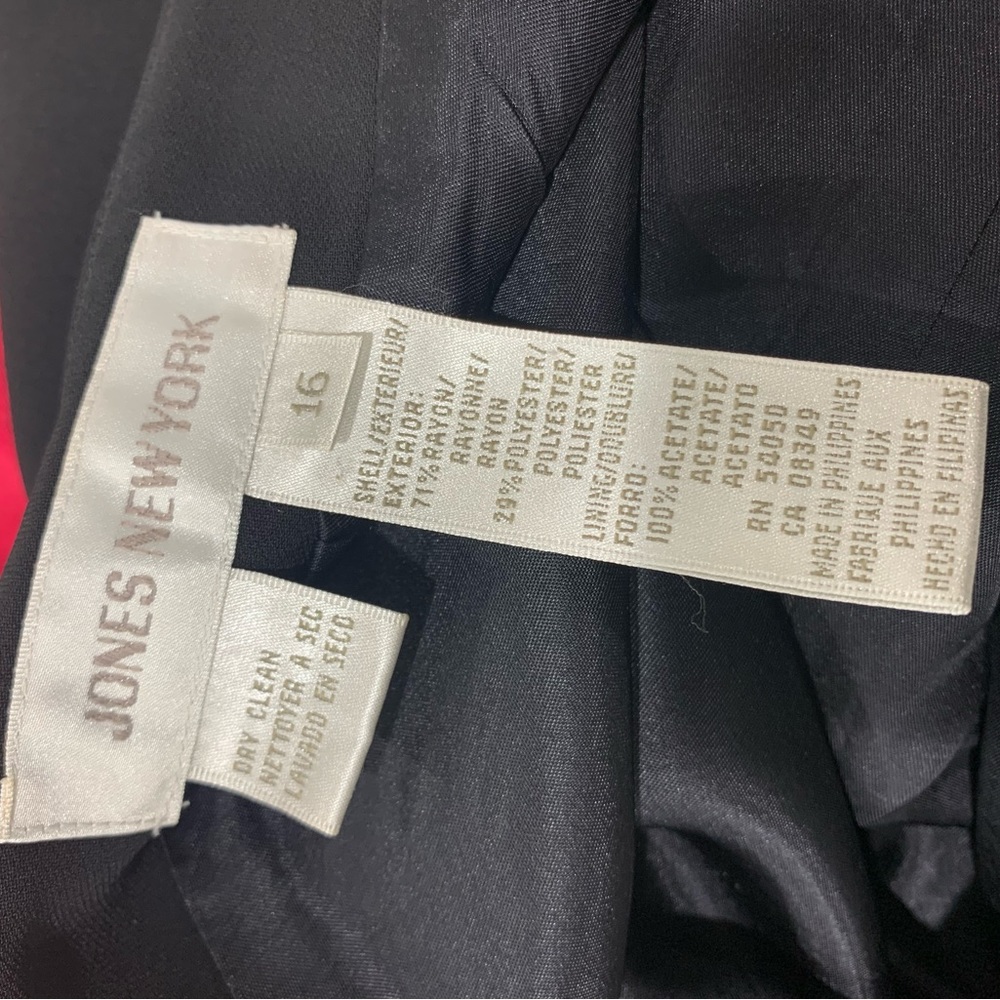Jones New York Straight Black Skirt Size 16 - Picture 2 of 4